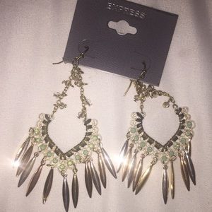 EXPRESS - NWT Chandelier-like Earrings